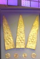 7. Gold leaf-shaped pieces, probably from a diadem.