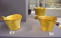 392, 393. Gold cups with horizontal grooves. Grave IV