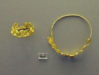 8639. Gold bracelets made of spiraled wire. Grave Omicron