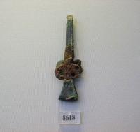 8618. Bronze tweezers with handle in the shape of a lily. Grave I