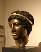 Bronze Head of a Victor: Attempt of Reconstruction