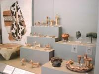 National Archaeological Museum: Clay and stone ritual vessels, used in religious ceremonies (General View of the Window)