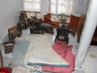 Delinaneio Folklore Museum: Hand-embroidered curtains and covers, along with household utensils