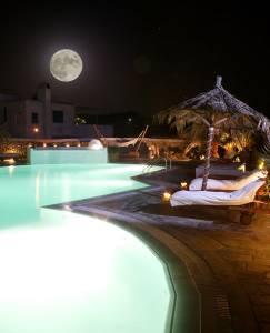Ostraco Suites Full Moon View