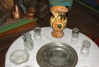 Dolgiras Mansion: Vintage household items on the kitchen table