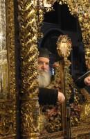 Η Ιερά Μονή της Παναγιάς της Τουρλιανής, στην Άνω Μερά: Ο φύλακας-Μοναχός μας επιτηρεί από την Ωραία Πύλη