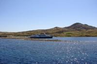 Approaching Delos: The mole and the breakwater
