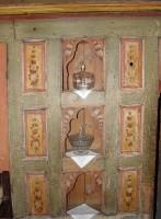Kastoria Folklore Museum: Decorative niches in the cupboards