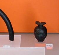 Exh22. Miniature bronze aryballos with decorative horizontal ribs. 750-725 BC.