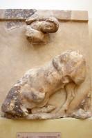 Οι μετόπες του θησαυρού Αθηναίων: Ο Θησέας και ο Μαραθώνιος ταύρος