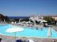 Ξενοδοχείο Ακτή Μόλυβος: Εξωτερική όψη και πισίνα