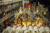 Φαντασμαγορικό καρναβάλι στο Ρίο ντε Τζανέιρο