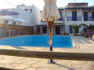 Τήνος: Πισίνα στη Villa Tereza