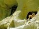 Ηράκλειο: Οι σπηλιές σκαμμένες στους βράχους από ψαμμίτη στα Μάταλα