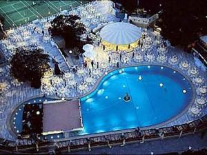 Hilton Istanbul Swimming Pool